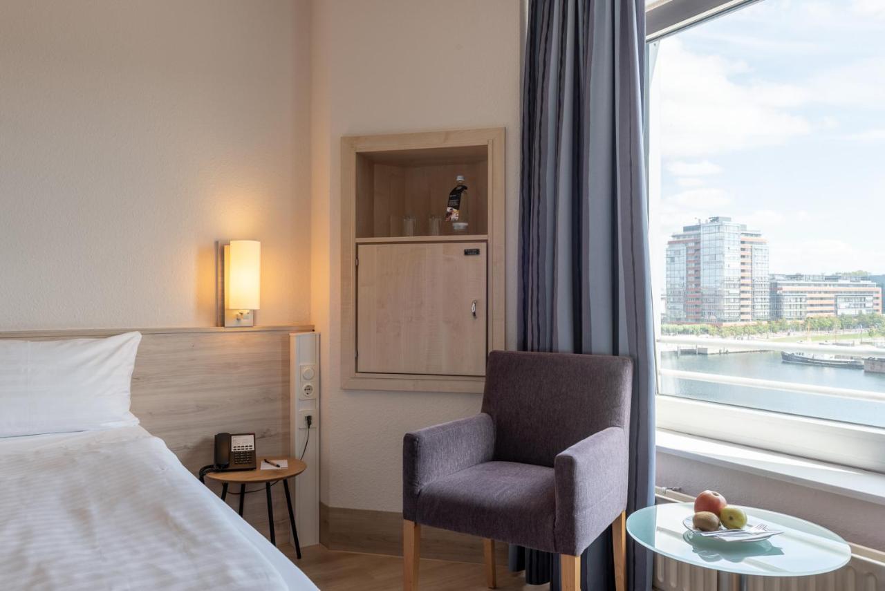 Double Room,1498468885:JPEG